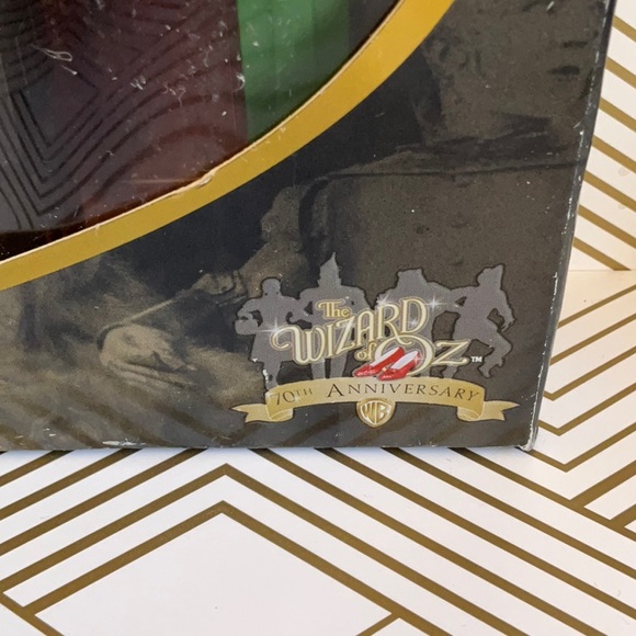 PEZ The Wizard of Oz 60th Anniversary Collector’s Series Memorabilia - Picture 8 of 12